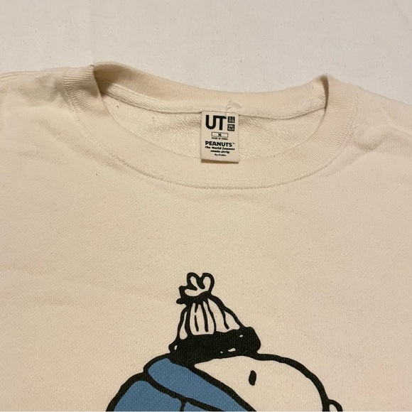 Peanuts Snoopy Uniqlo Printed Sweatshirt Size Medium Sweater - Picture 4 of 16